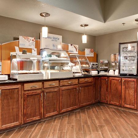 Holiday Inn Express Marshfield - Springfield Area By Ihg מראה חיצוני תמונה