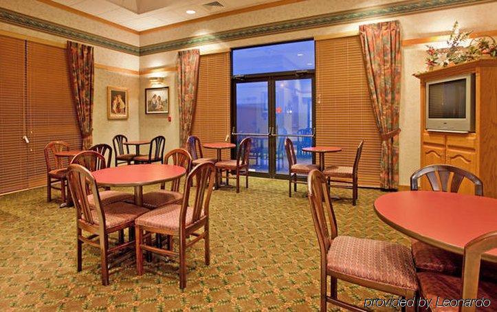 Holiday Inn Express Marshfield - Springfield Area By Ihg מסעדה תמונה